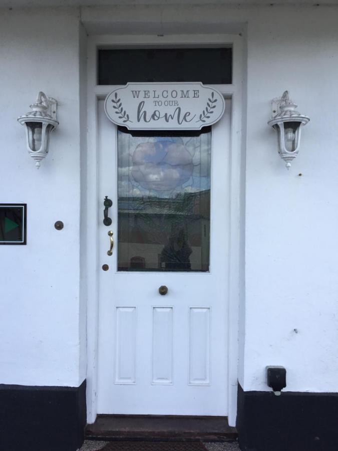 The Station Guest House Galmpton Luaran gambar