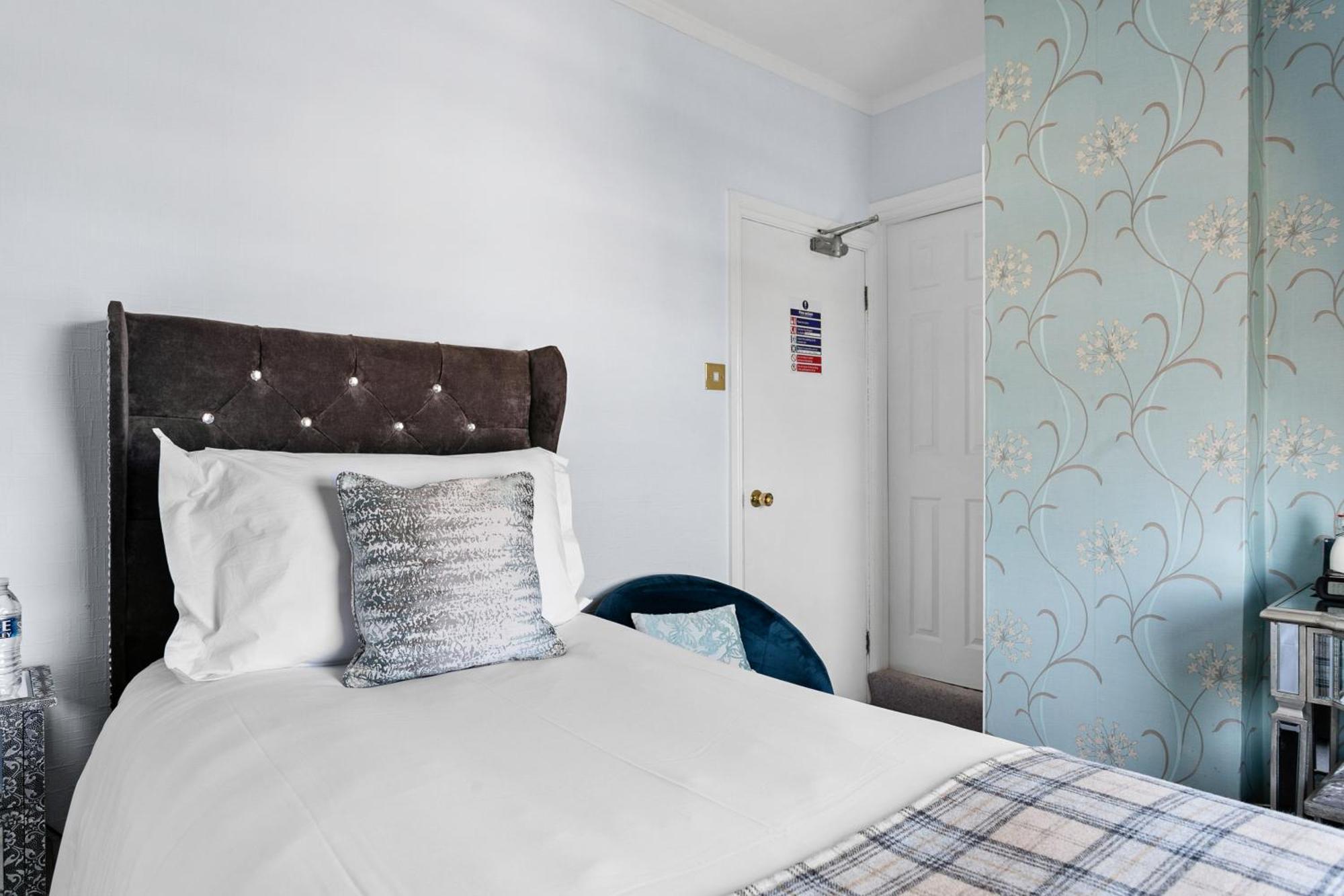 The Station Guest House Galmpton Luaran gambar